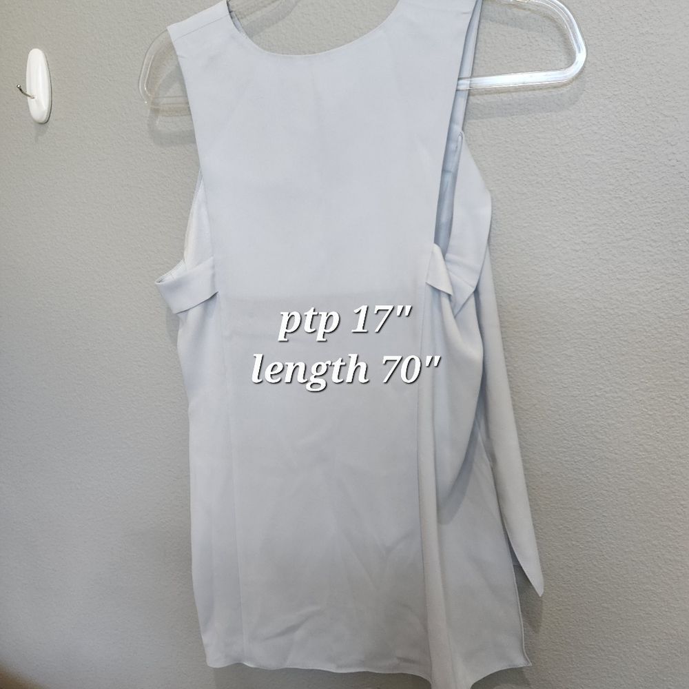 NWT BCBG Vicky woven blue top - Picture 3 of 4